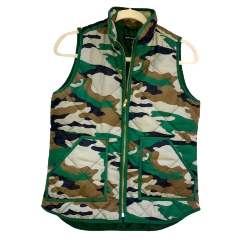 j. crew Mercantile army green classic camouflage AS NEW puffer vest XS